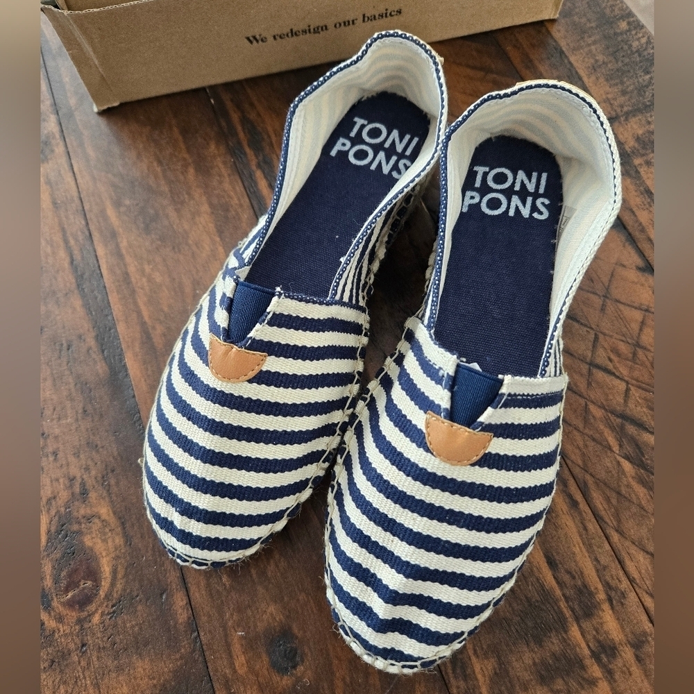 TONI PONS - "Blanes DD" Classic unisex espadrille. Size US Women 7.5. Navy. New. - Picture 2 of 7